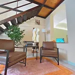 Giati - Cortile Privato & Metro * Catania