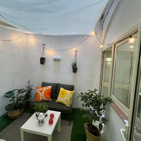 Giati - Cortile Privato & Metro *