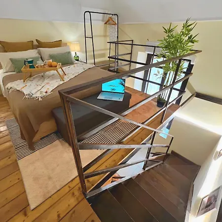 Giati - Cortile Privato & Metro Σπίτι διακοπών *