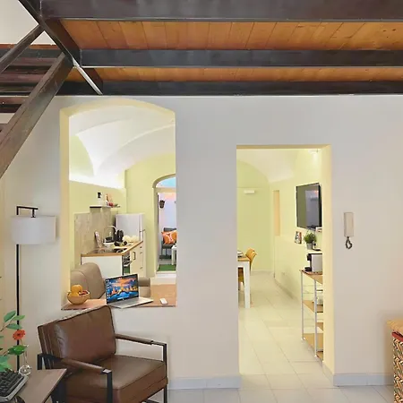 Σπίτι διακοπών Giati - Cortile Privato & Metro Κατάνια